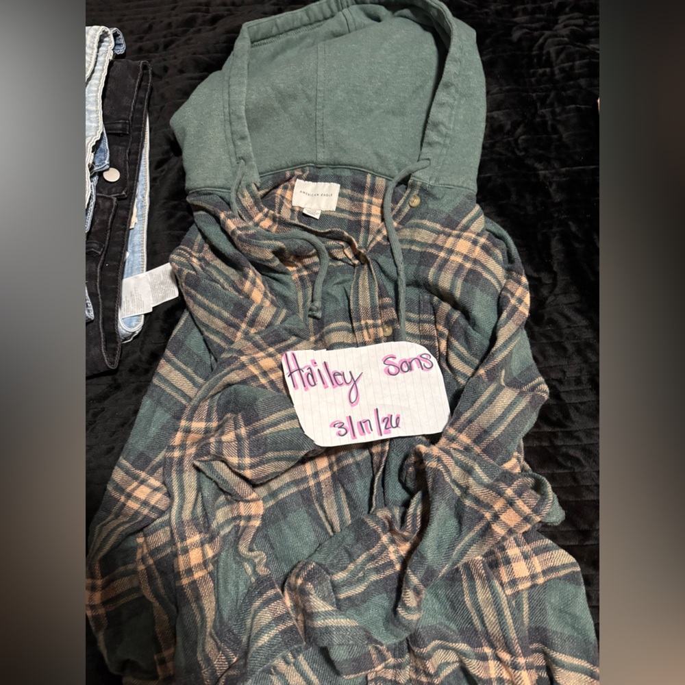 AE SMALL PLAID HOODIE